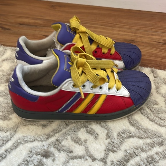 Adidas Superstar 2 Sneakers Boys Size 4.5 Red Purple Colorful Casual Shoes - Picture 7 of 10